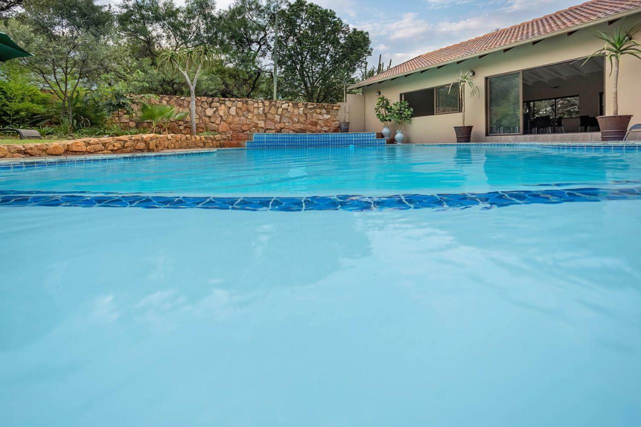 Three Oaks And An Aloe Boutique Hotel Hartbeespoort Exterior photo